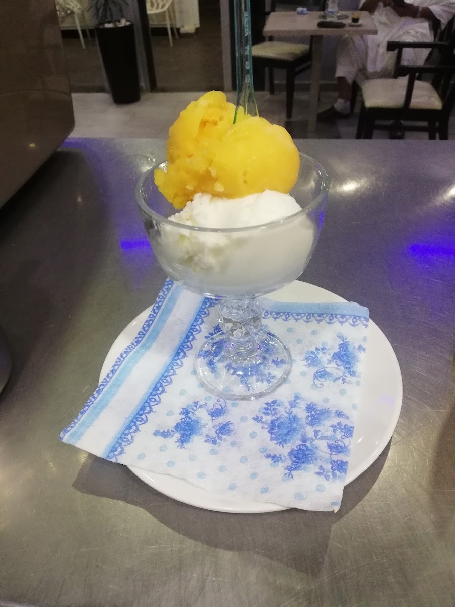 Cafe Cote D'Azur - 8