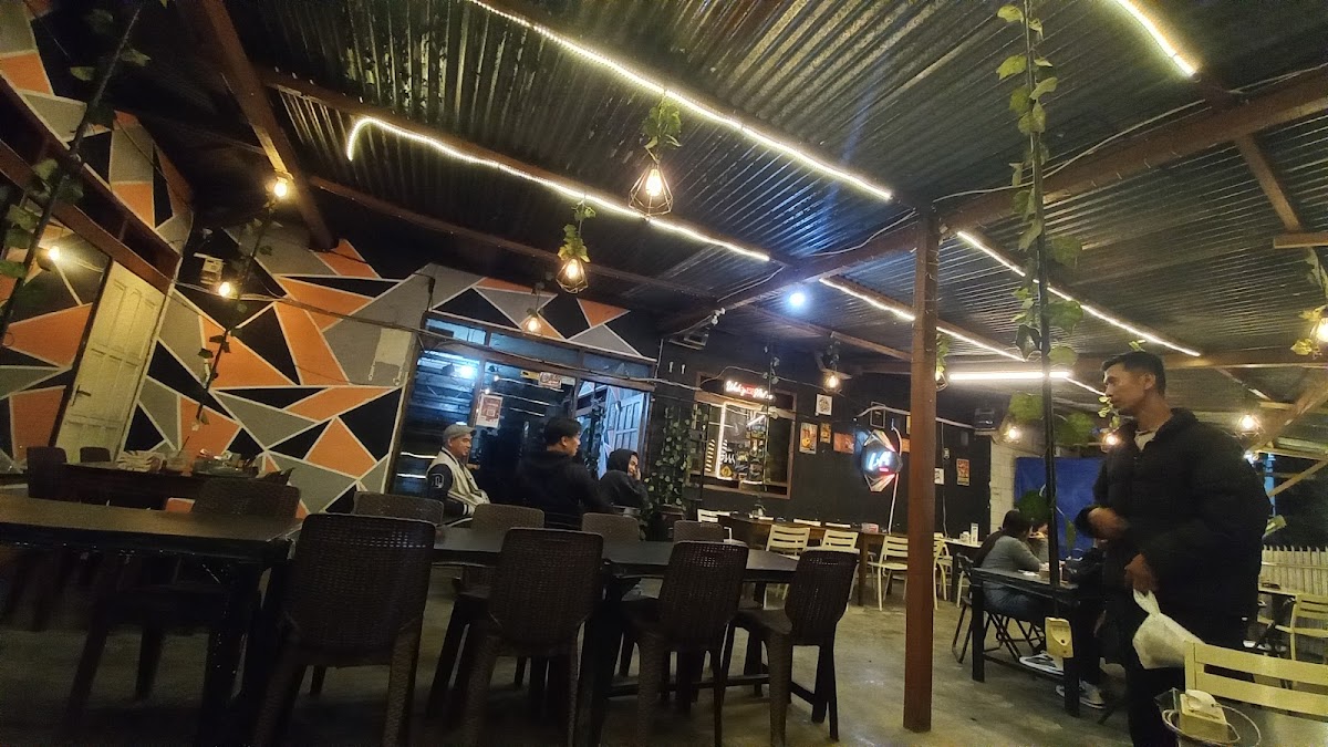 WARKOP & BILLIARD 158 MALINO