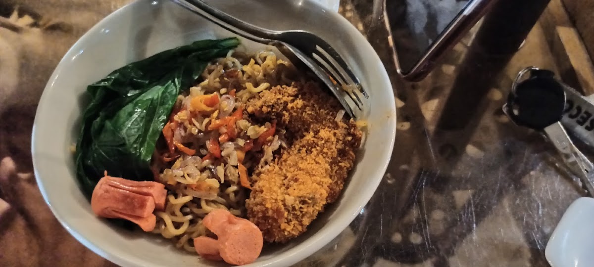 Bits and Bites Street Cafe - 4