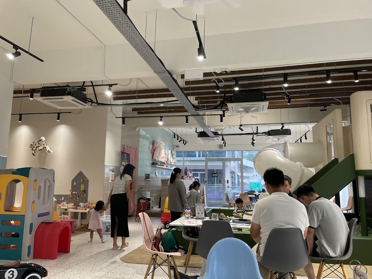 Tiny Palm Playground X Kids Cafe