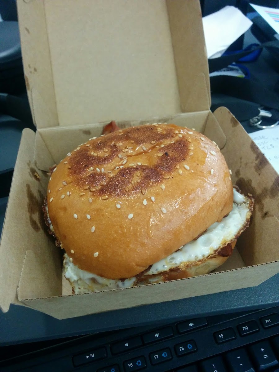 EATALO cafe (previously Bertoni city store rebrand) - 8