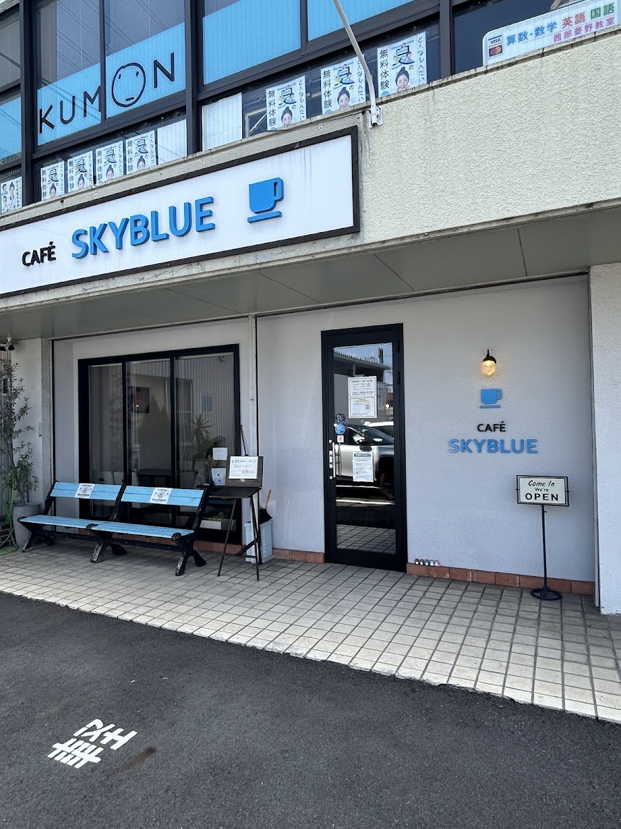 CAFÉ SKYBLUE
