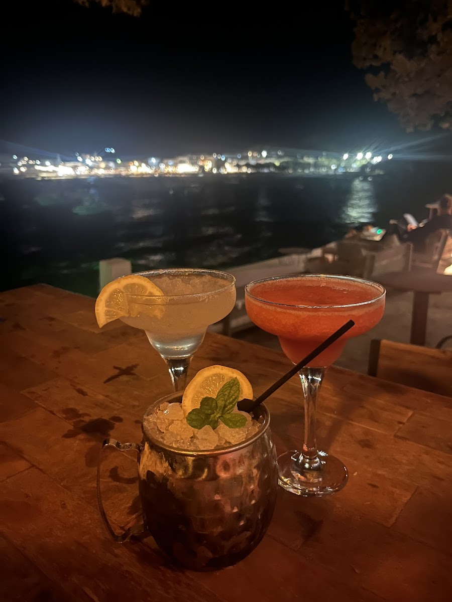 Opsidianos Art Cafe Bar - 3