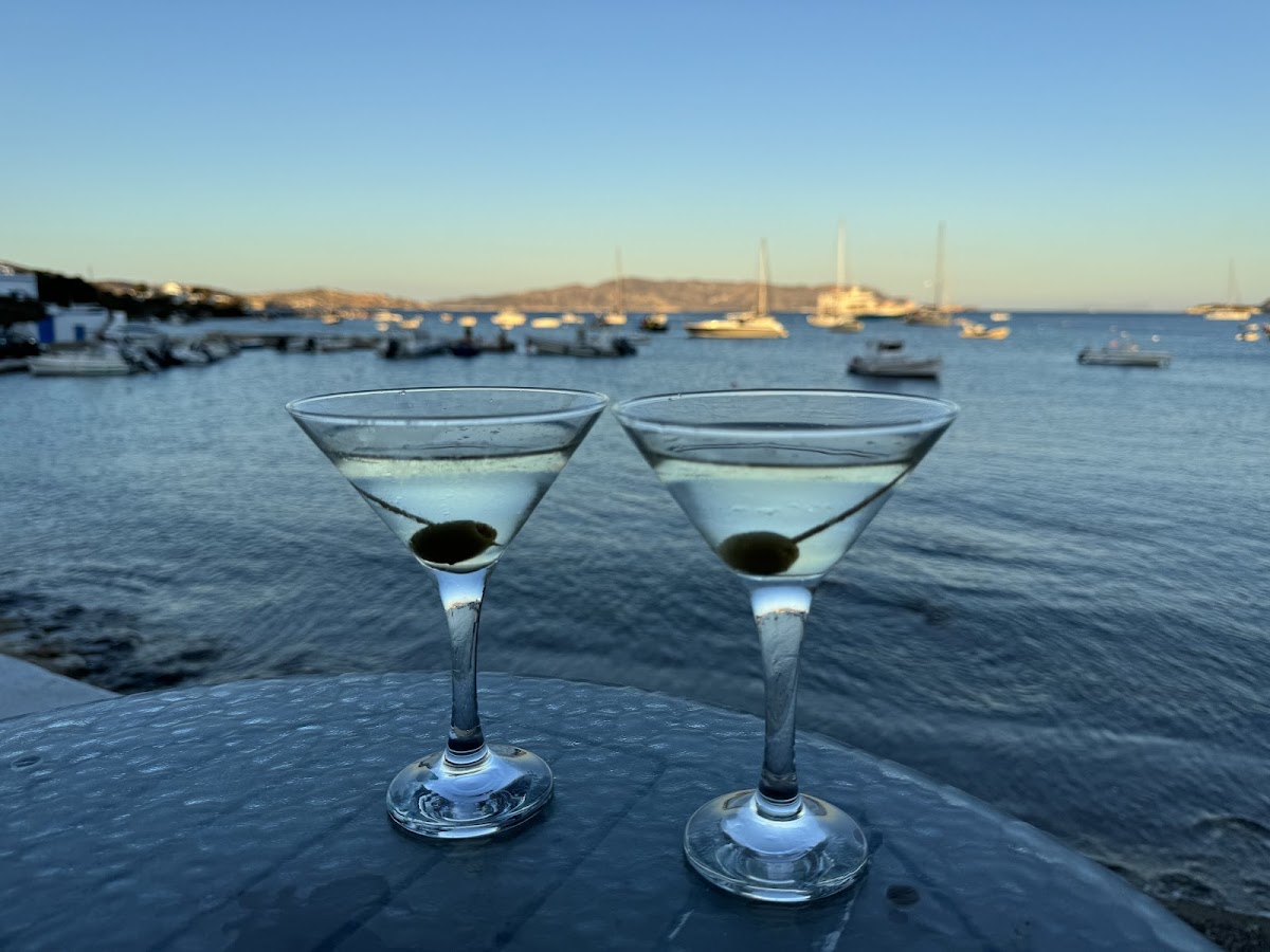 Opsidianos Art Cafe Bar - 9