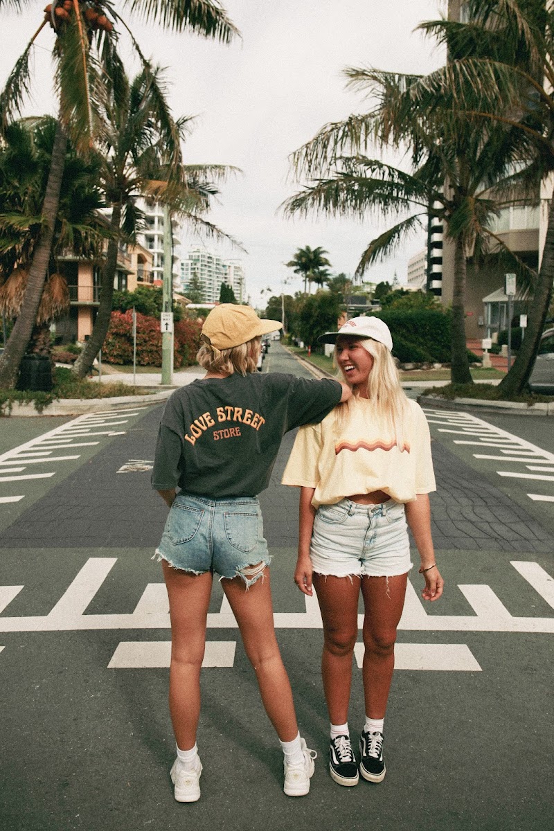 Love Street Store - 3