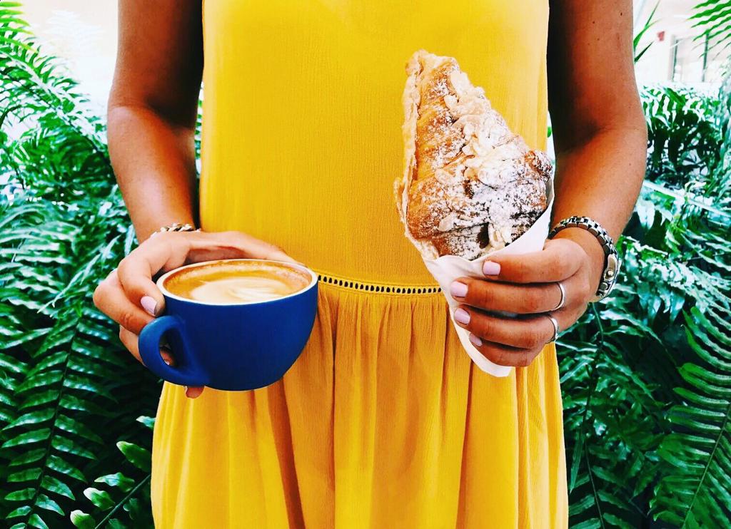 Ilan's cafe || קפה אילנס - קרית עתידים - 7