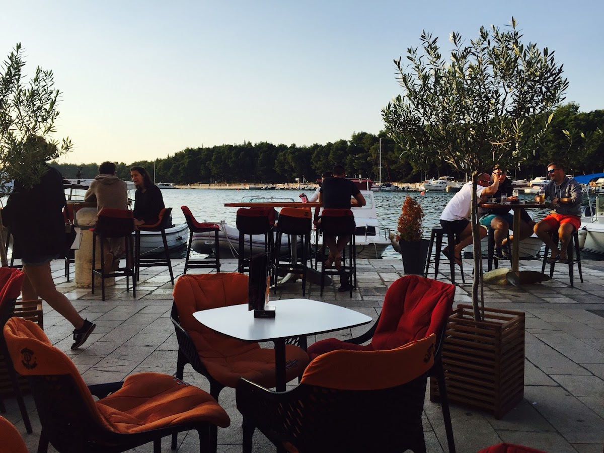 Café bar Neptun - 6