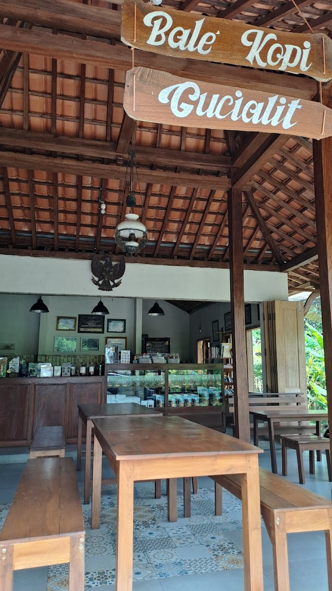 Balé Kopi Gucialit - ꦧꦭꦏꦥꦒꦕꦪꦭꦠ