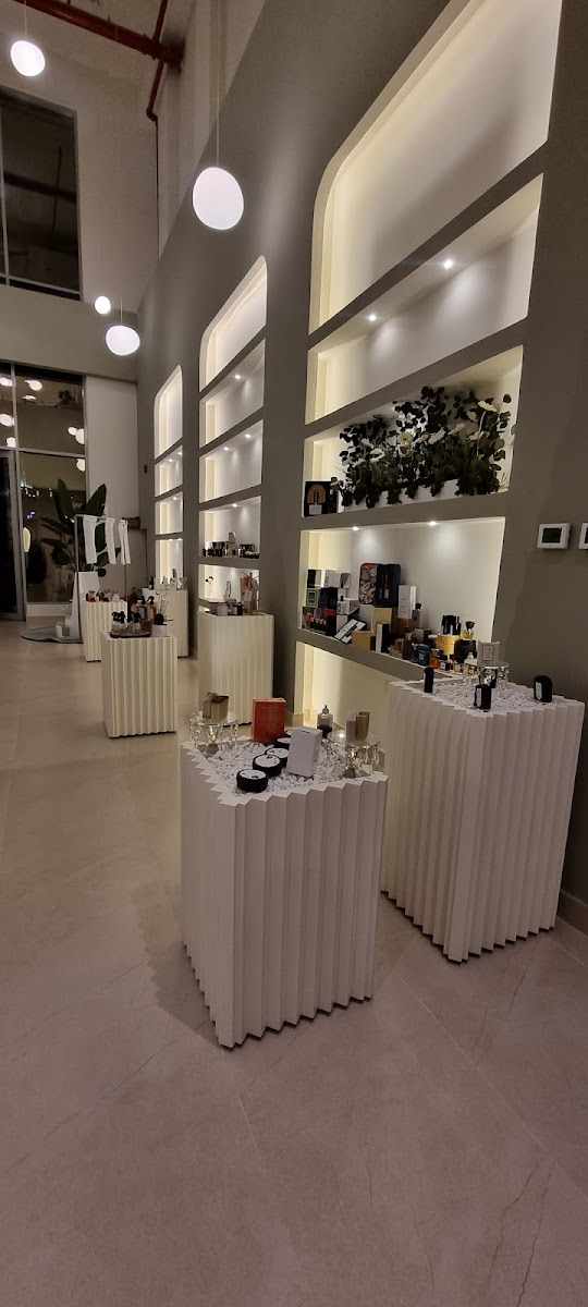 One Roof Boutique and Café