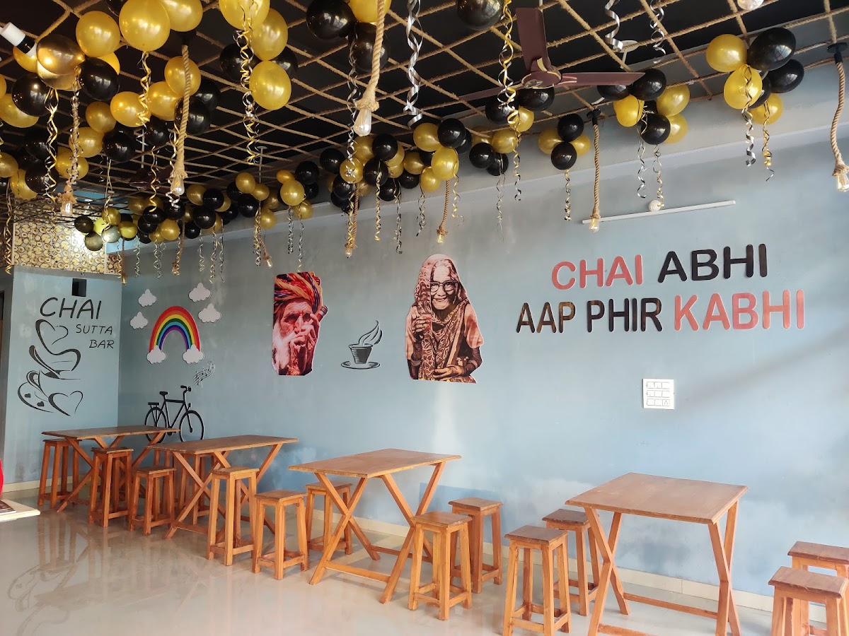 Chai Sutta Bar Vikasnagar