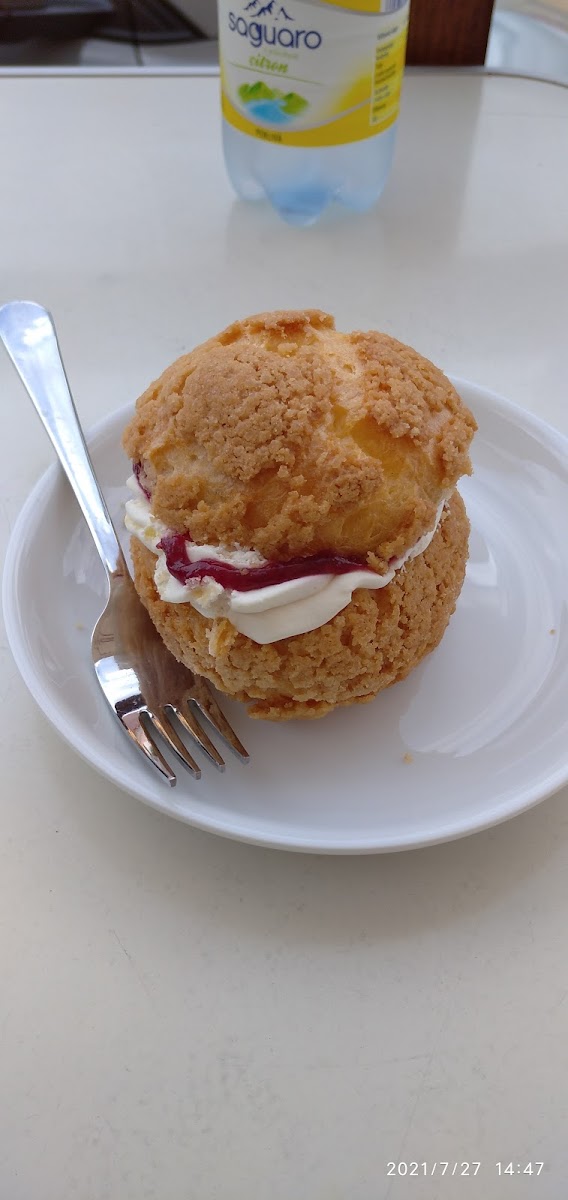 Cafes and coffee roaster The Square - Karel Hrunek - 8