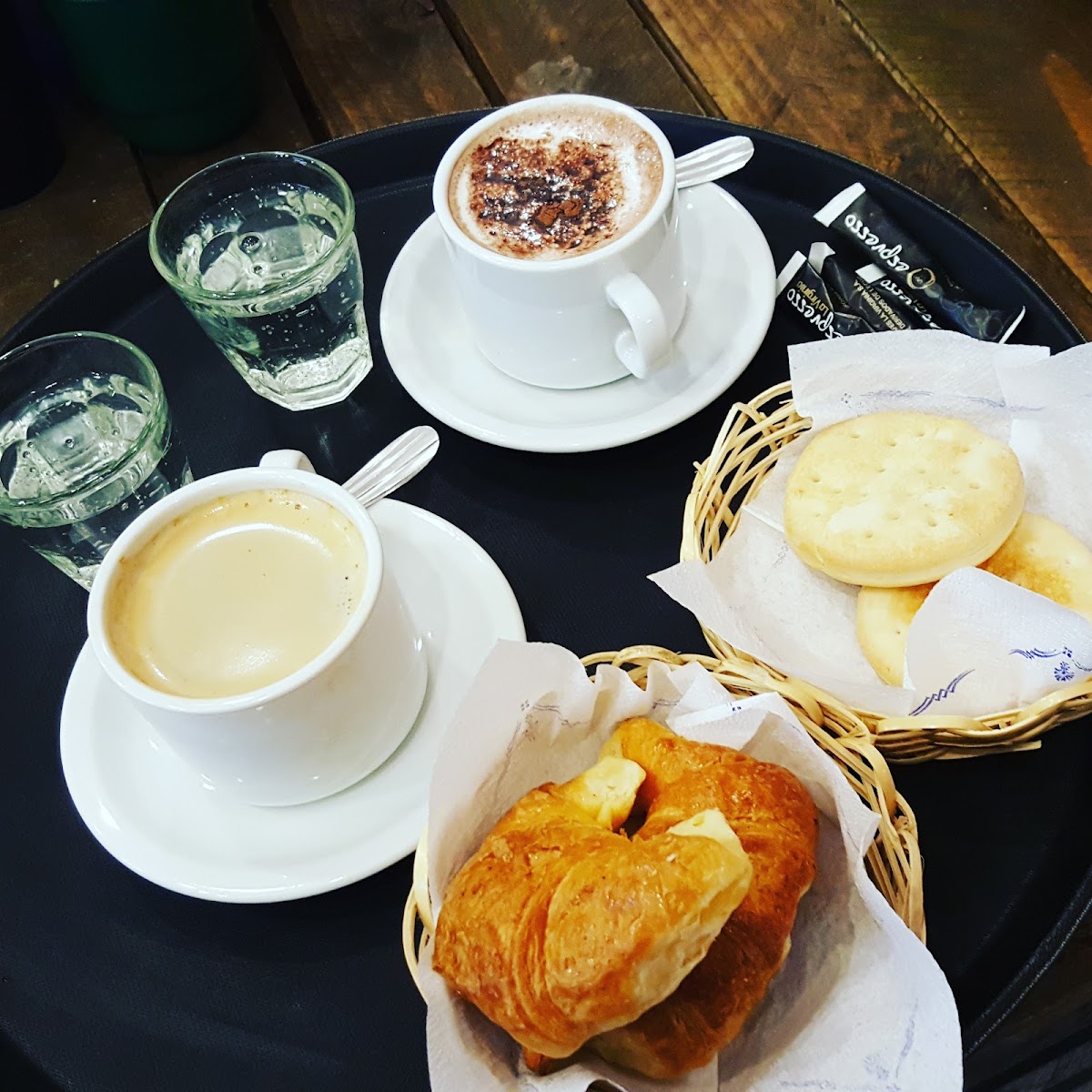 Zona Centro24hs Drugstore - Cafe - 6