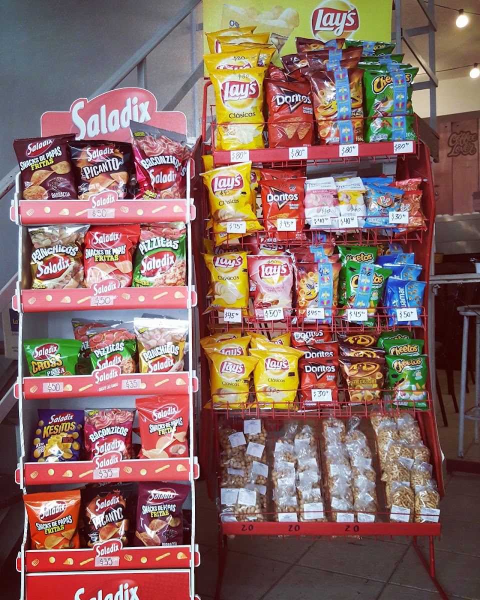 Zona Centro24hs Drugstore - Cafe - 9