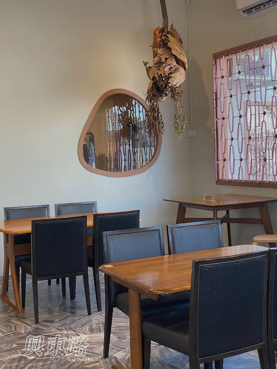 興東路 Xing Dong Rd.