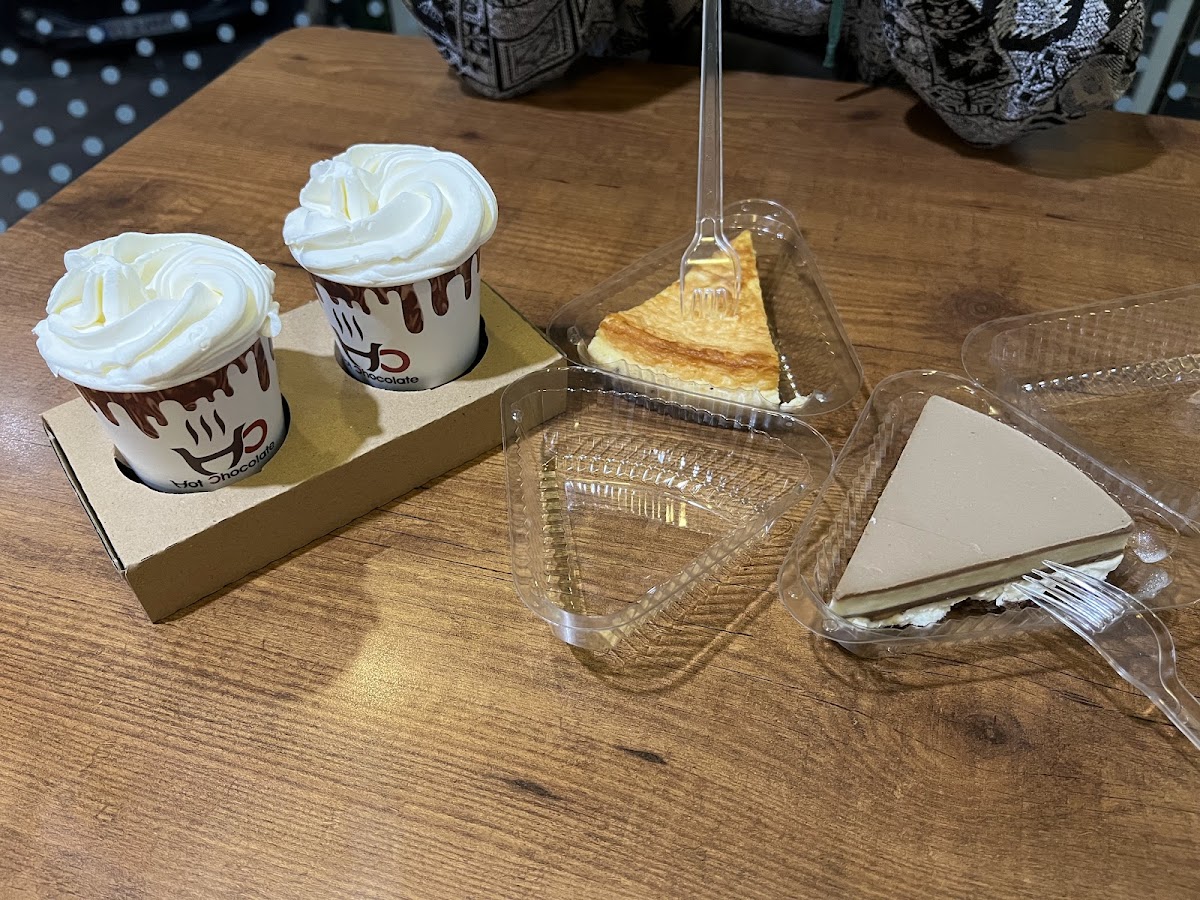 Hot Chocolate Cafe - 6