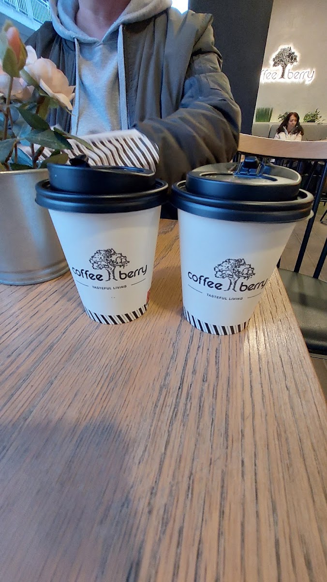 Coffee Berry Drama 02 - 5