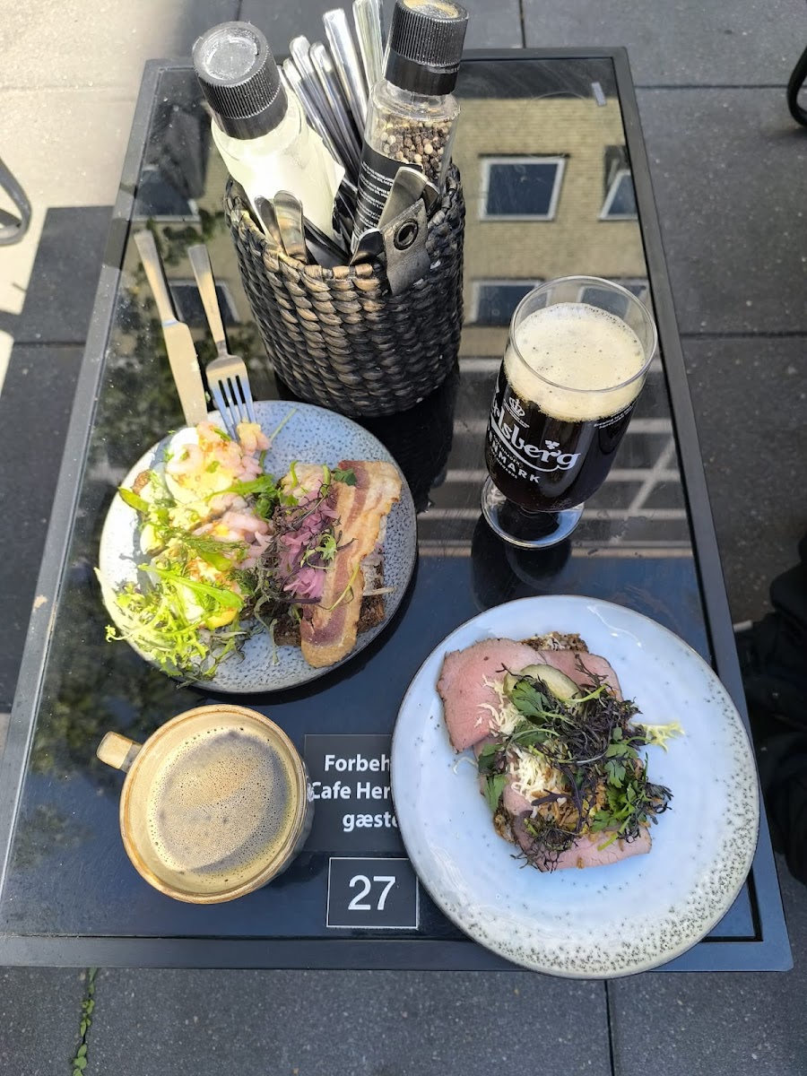 Cafe Herman - 4