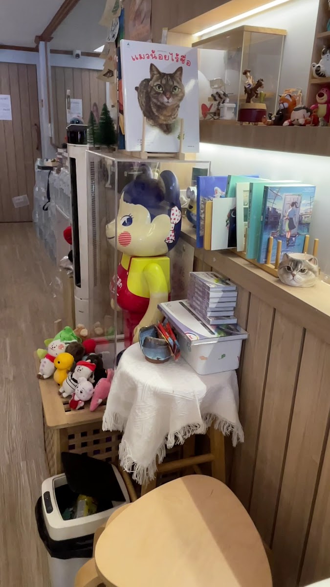 Lil cafe - 2