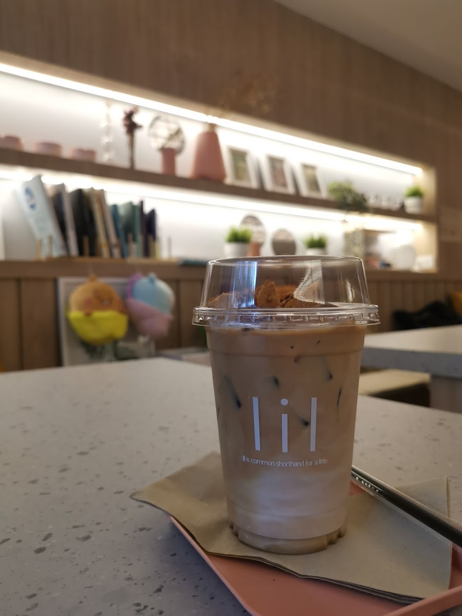 Lil cafe - 9