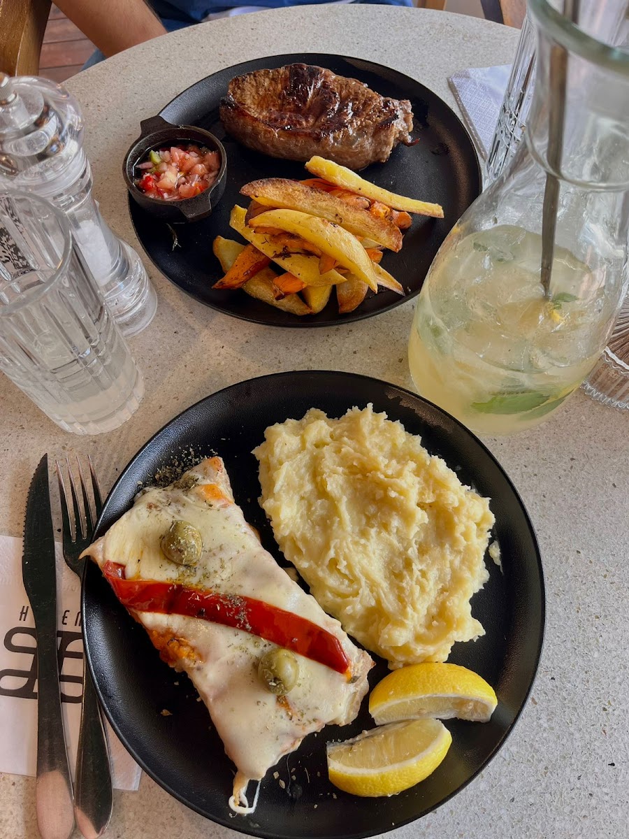 Helena Café Resto - 6