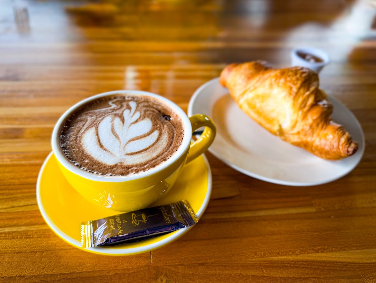 Rabelo - Cafe, Bar and Venue - 4