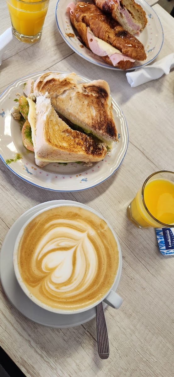 Bonella cafeteria - 3