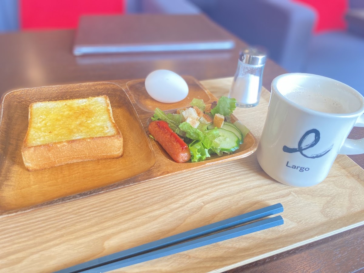 Life's Lounge Cafe - 5