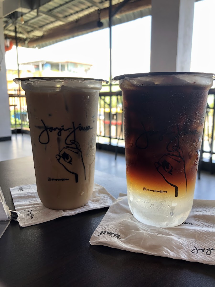 Cafe 57 / JANJI JIWA 738 / LIMAU - 8