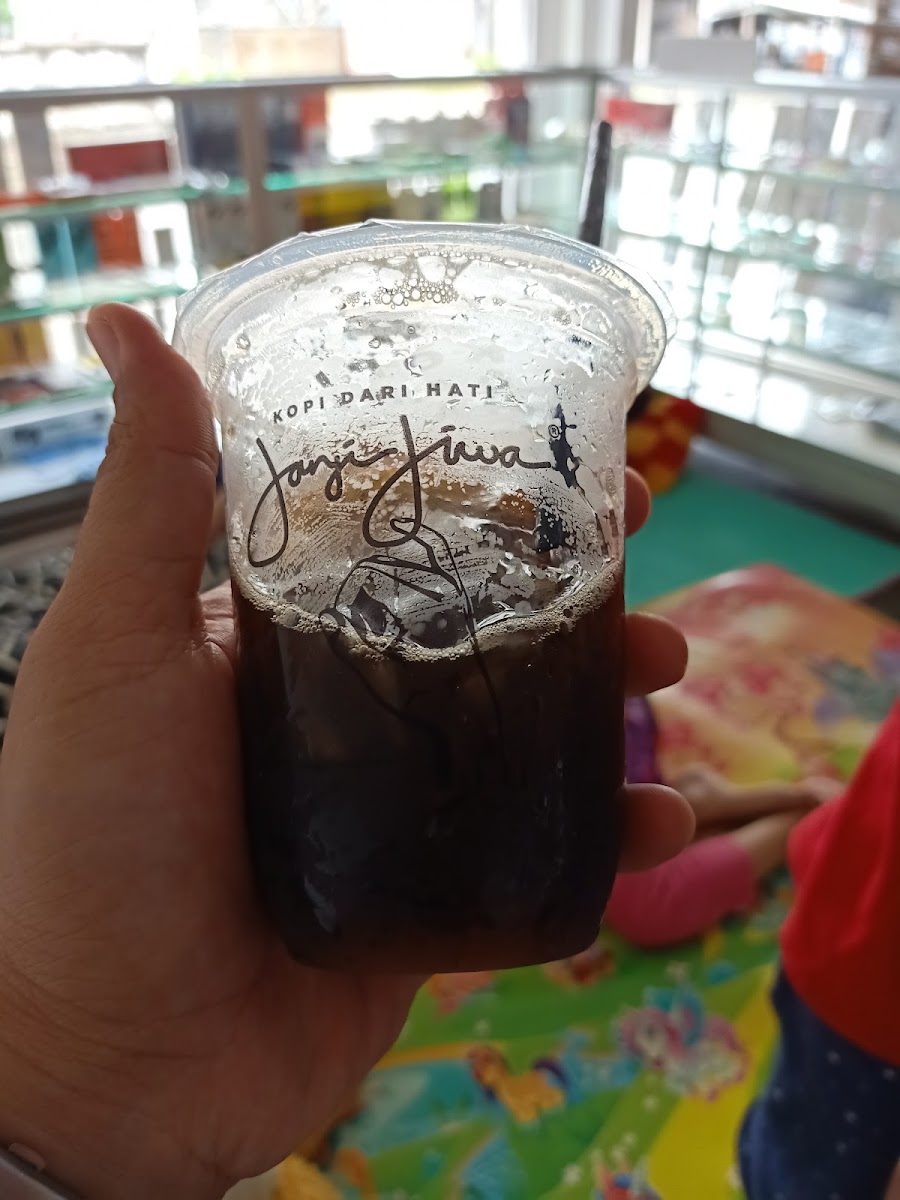 Cafe 57 / JANJI JIWA 738 / LIMAU - 9