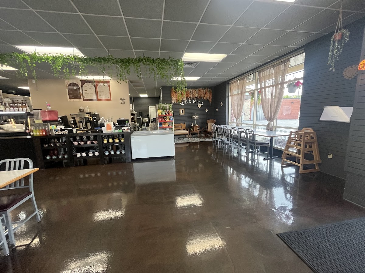 Meche's Churros & Cafe