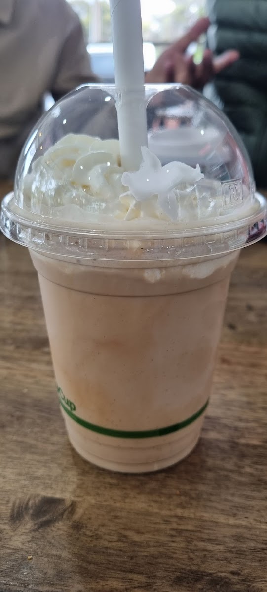 Orange Basket Cafe - 6