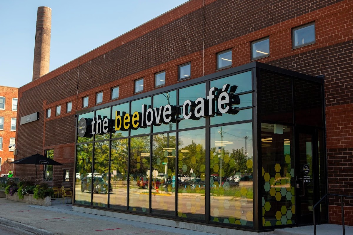 the beelove cafe