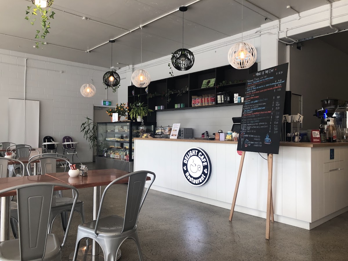 Delight Cafe & Restaurant