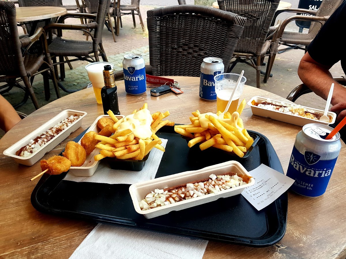 Cafeteria Queen Plaza - 7