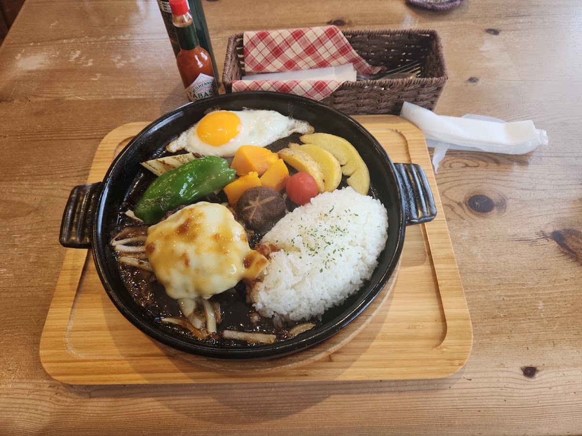 Cafe & Lunch Gardy - 3