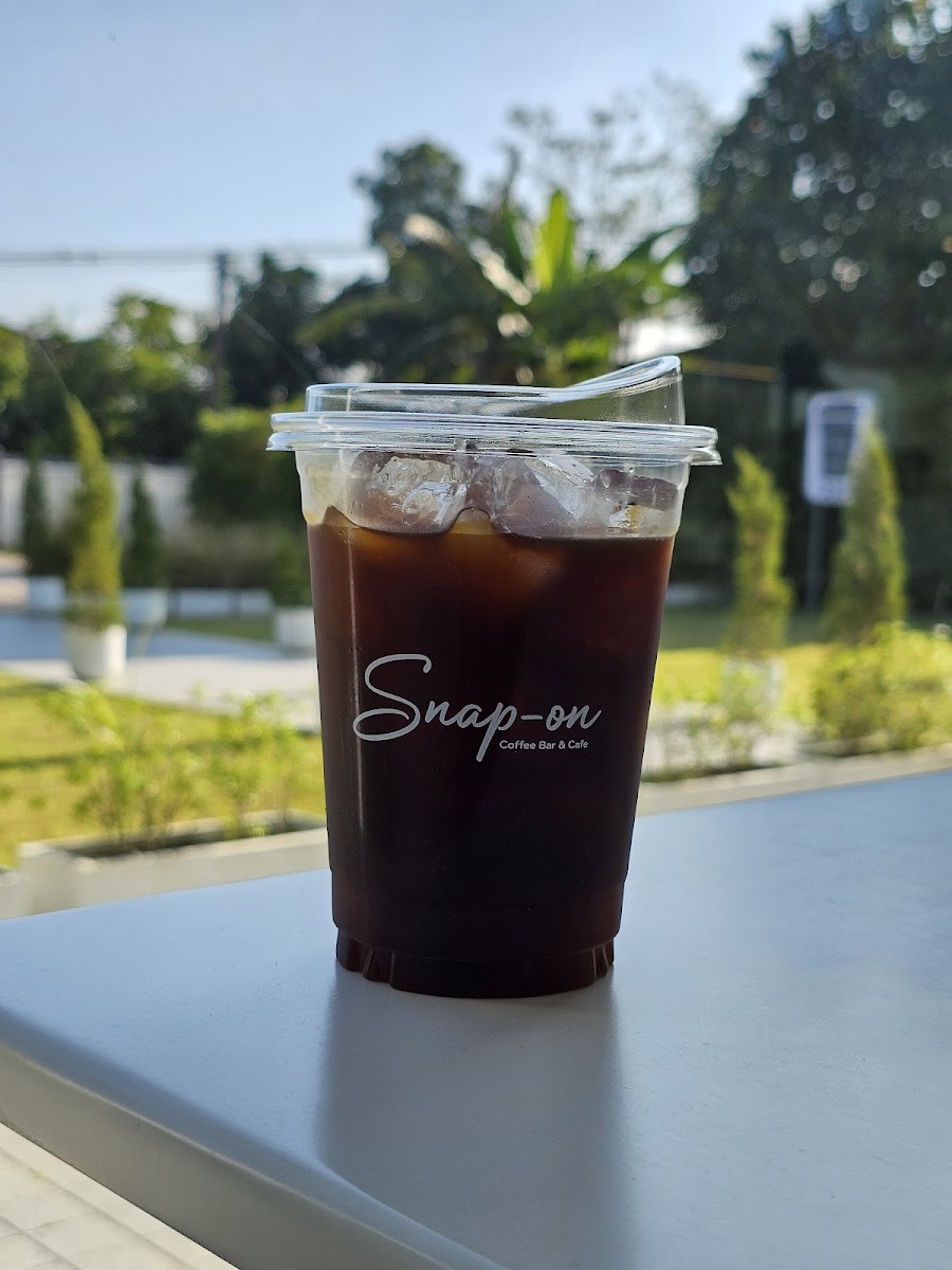 Snap-on Coffee Bar & Cafe - 7