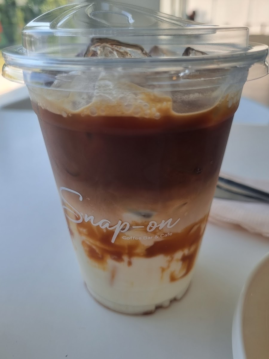 Snap-on Coffee Bar & Cafe - 8