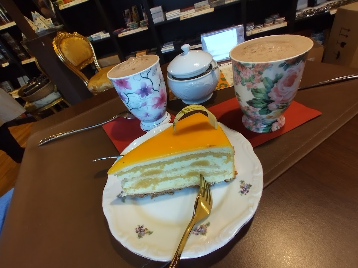 Schokoladen Laden & Cafe SIX SINNE - 10