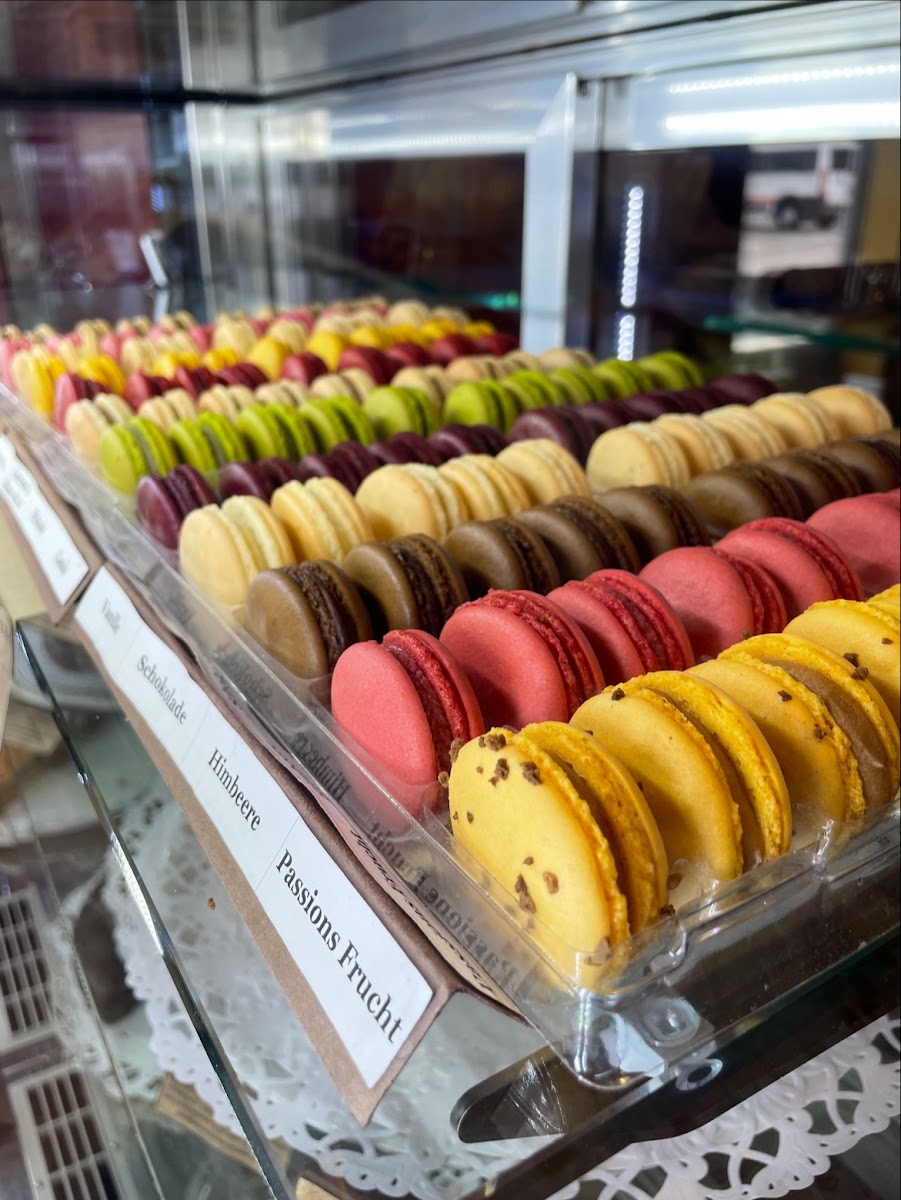 Schokoladen Laden & Cafe SIX SINNE - 6