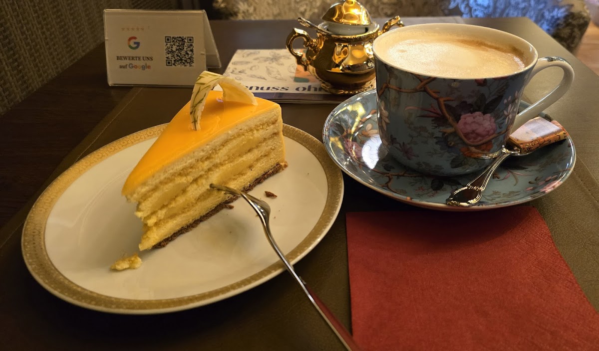 Schokoladen Laden & Cafe SIX SINNE - 8