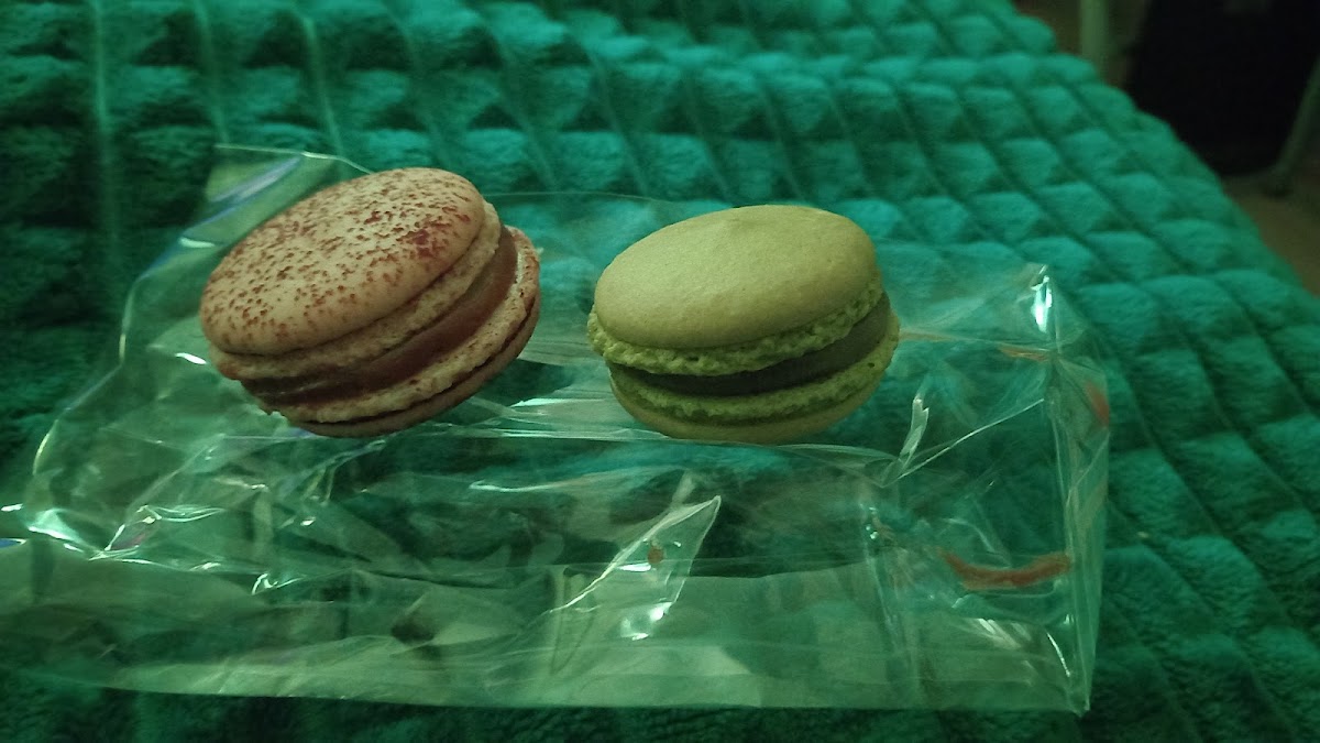 Schokoladen Laden & Cafe SIX SINNE - 9