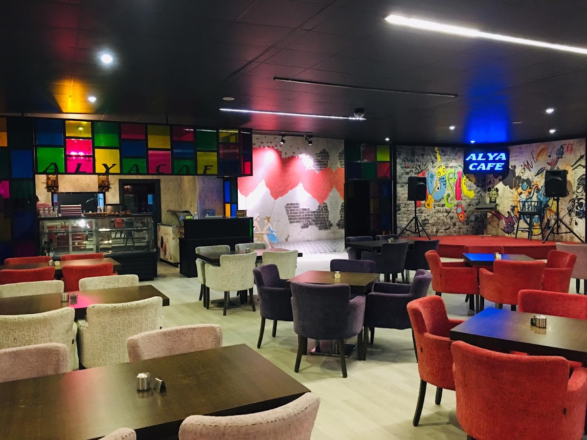 Alya Cafe