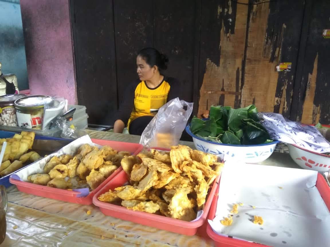 Hik Massaty Mebel-cafe Jowo