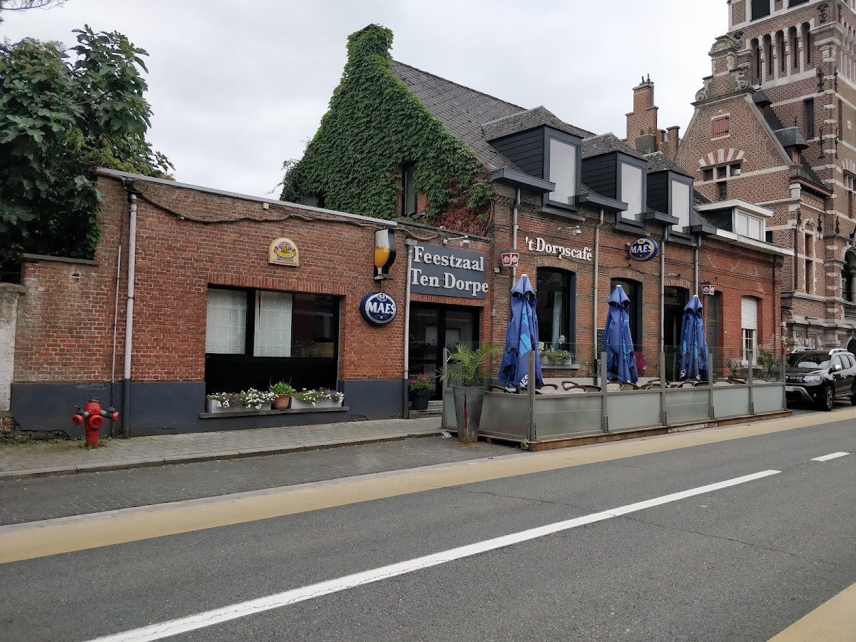 't Dorpscafe