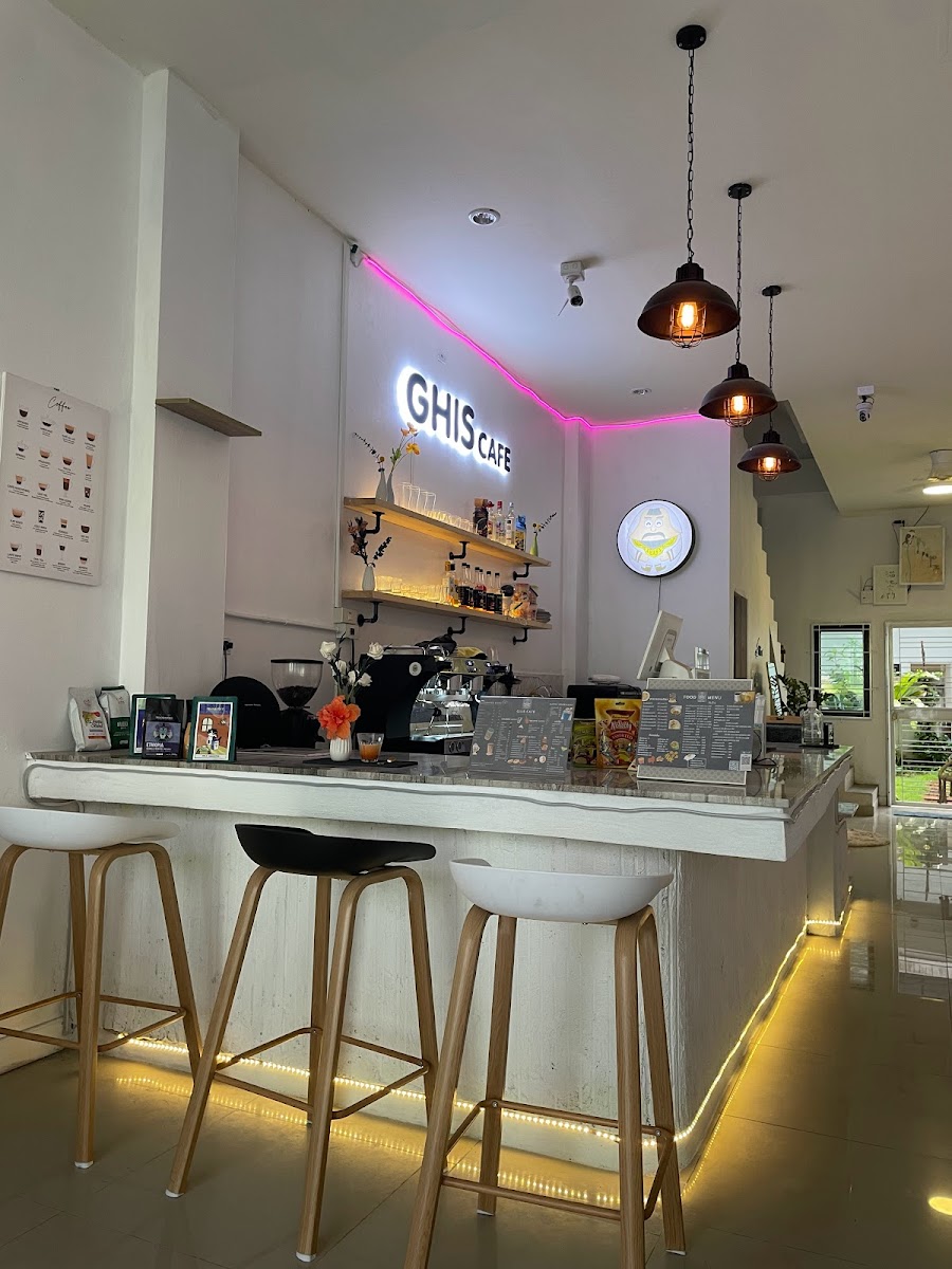 Ghis Cafe กิส คาเฟ่ - 4