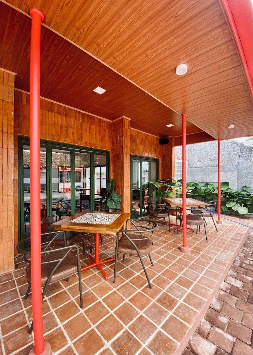 BEN - Home Of Comfort - 7