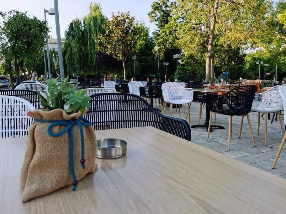 Motivo Coffee & Sweets - Cafe Ilion - Καφέ Ίλιον