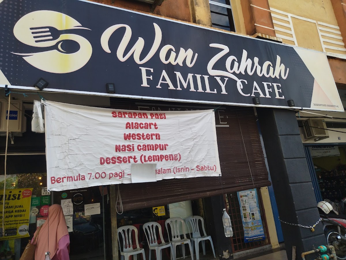 Family Cafe Selera Wan Zahrah (SWZ)