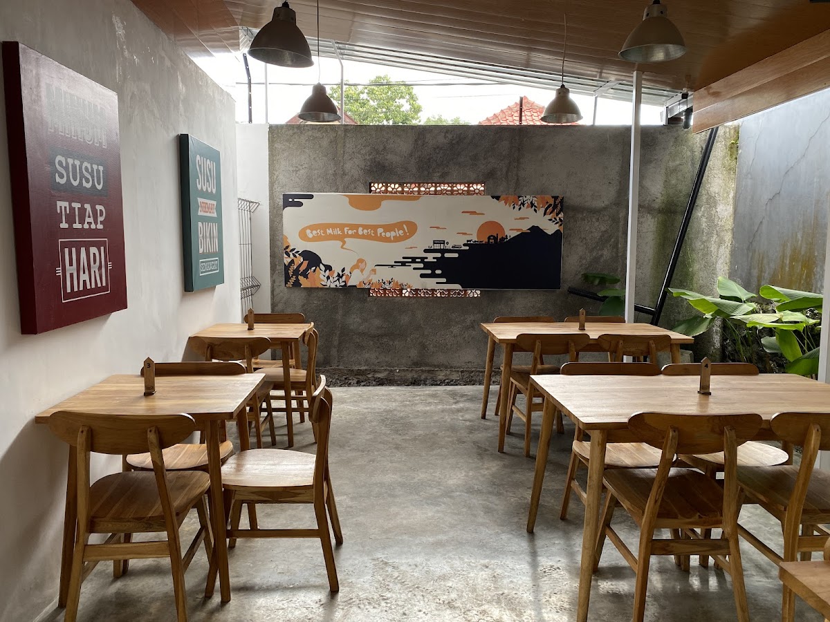 TOM'S Milk - Kaliurang KM 13,5