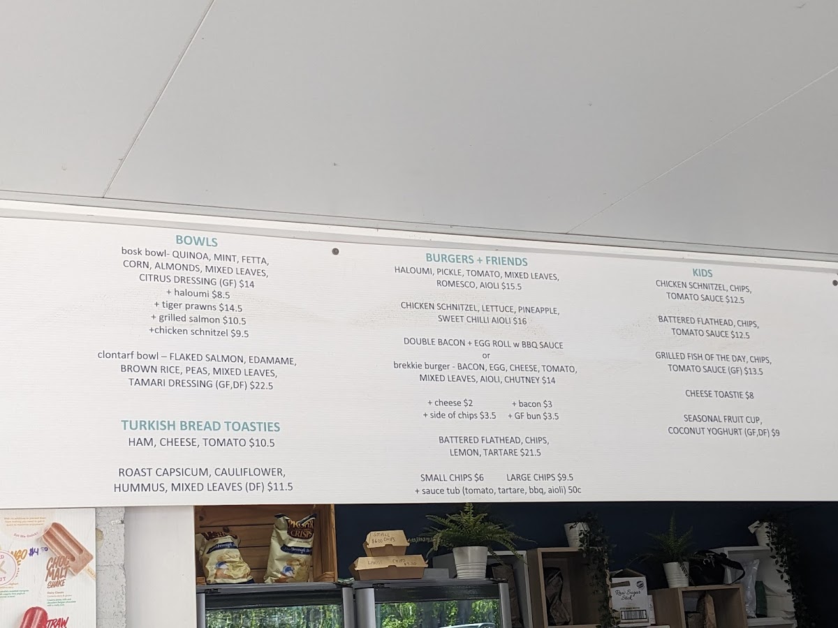 Clonny's On The Beach - 1